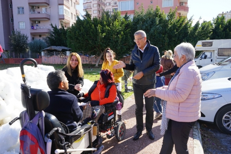Mezitli Belediyesi’nden Egellilere Kar Sürprizi