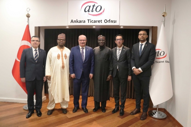 Nijerya Büyükelçisi Paragalda’dan Ato’ya Ziyaret