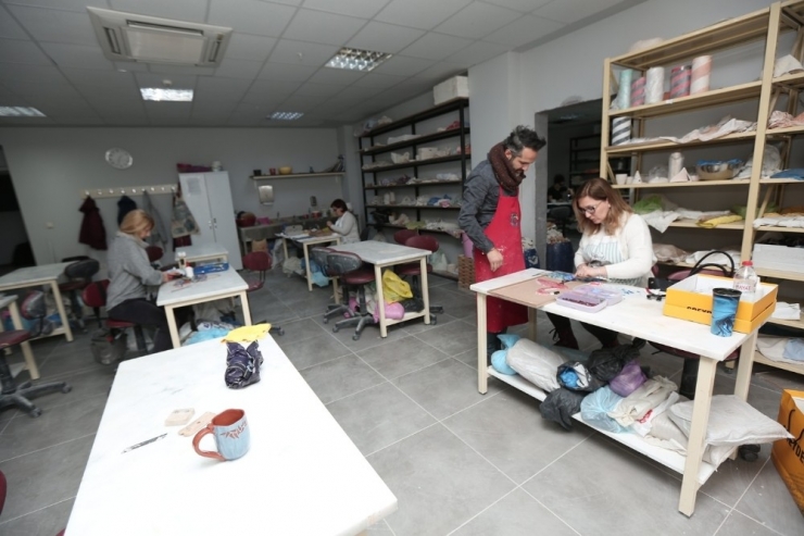 Mozaik Ve Cam Sanatları Nilüfer’de Hayat Buluyor