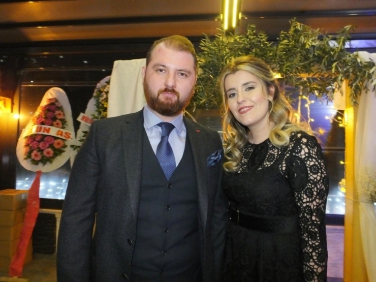 Burhaniye’de Protokol Bu Nişanda Bir Araya Geldi