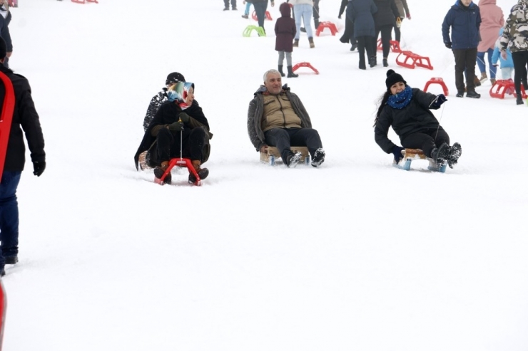 Argan Yaylası’na Ziyaretçi Akını