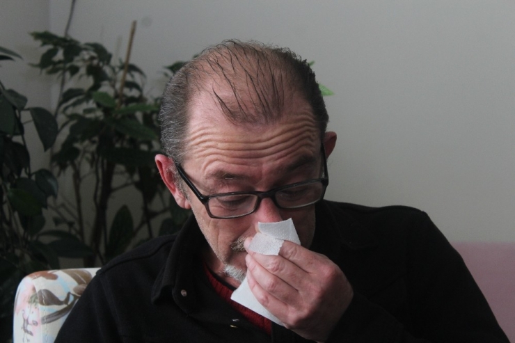 Yazdığı Mektupla Depremzedeleri Duygulandırmıştı, Gözyaşlarına Hakim Olamadı