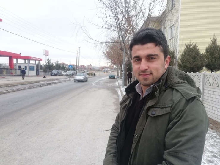 Kedi Donmaktan Son Anda Kurtarıldı