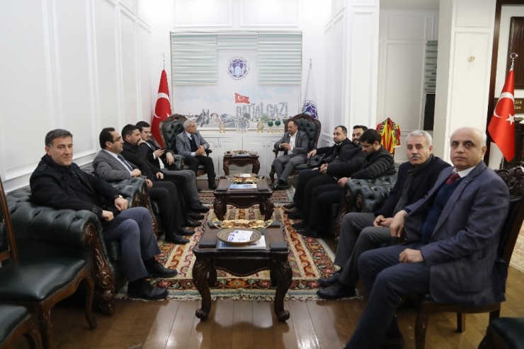 Başkan Güder’e Geçmiş Olsun Ziyaretleri