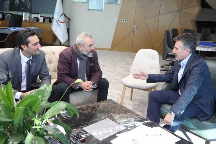 Bayraklı Belediyesi İle İzmir Barosu Arasında Protokol