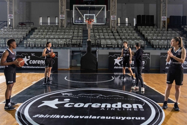 Corendon Airlines, Beşiktaş’a Sponsor Oldu