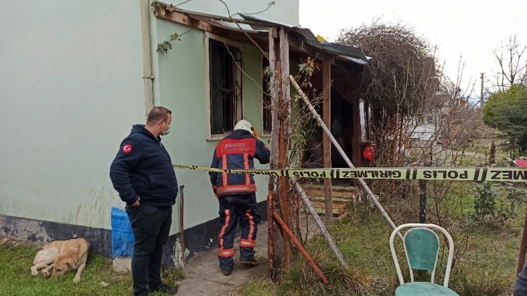 Yaşlı Adam Yanmış Halde Bulundu