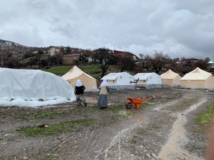Depremin Vurduğu Gerger Afet Bölgesi İlan Edildi