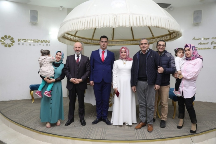 Kocasinan’da Bir Günde 20 Çift Mutlu Yuvaların Temelini Attı