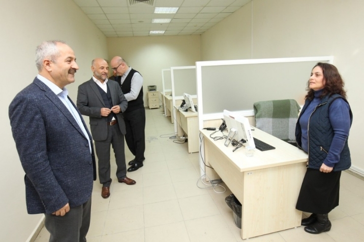 Gebze Belediyesi İletişim Merkezi Hizmete Girdi