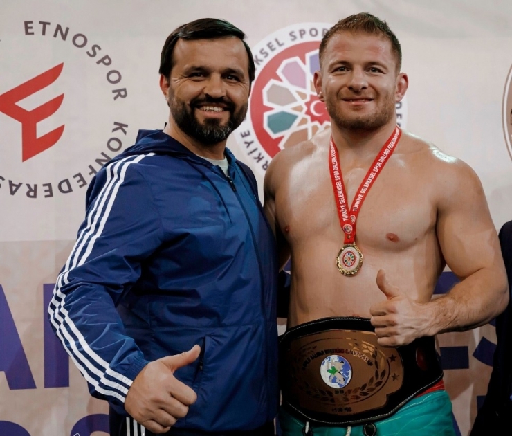 İsmail Balaban Dünya Şampiyonu Oldu