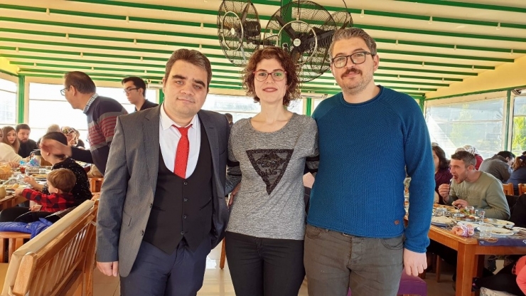 Dede Vasiyetini Yerine Getirip Seneler Sonra Bir Araya Geldiler