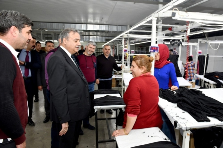 Vali Su, Mtosb’de Fabrikalarda İnceleme Yaptı