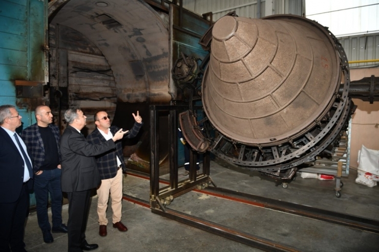 Vali Su, Mtosb’de Fabrikalarda İnceleme Yaptı