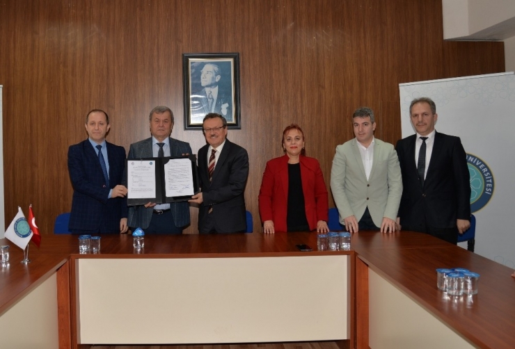 Buü Sağlık Myo Öğrencileri, Stajlarını İnegöl Hastanelerinde Yapacak