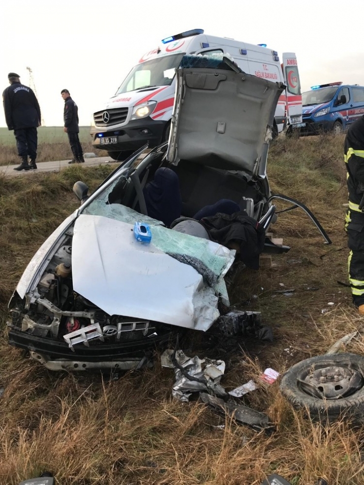 Kafa Kafaya Çarpıştılar: 1 Ölü, 4 Yaralı