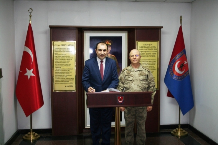 Vanesob Başkanı Berge’den Kolordu Komutanı İlbaş’a Ziyaret