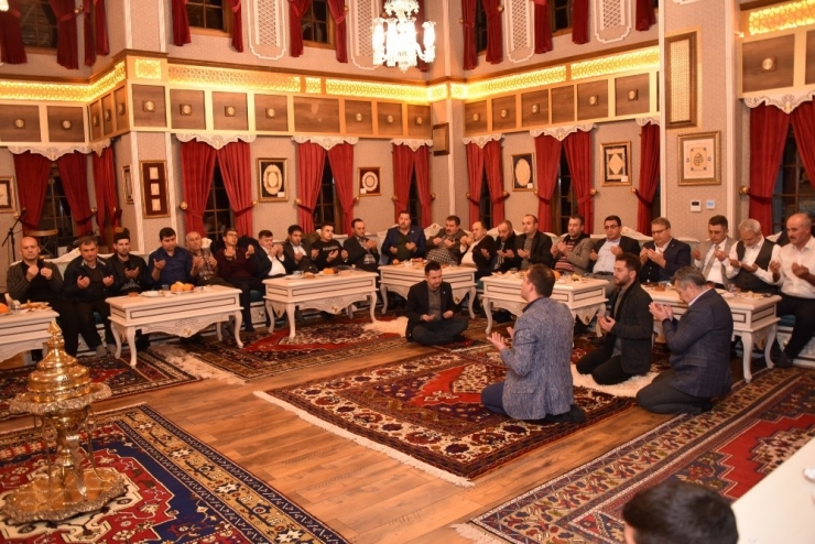 Yuntdağı’nın Sorunları İrfan Meclisi’nde Tartışıldı