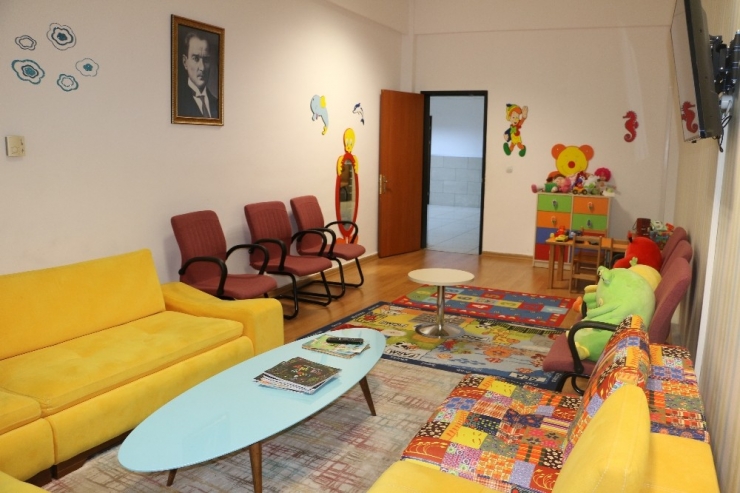 Şiddet Ve Cinsel İstismara Maruz Kalanlar İçin Adli Destek Müdürlüğü Hizmete Girdi