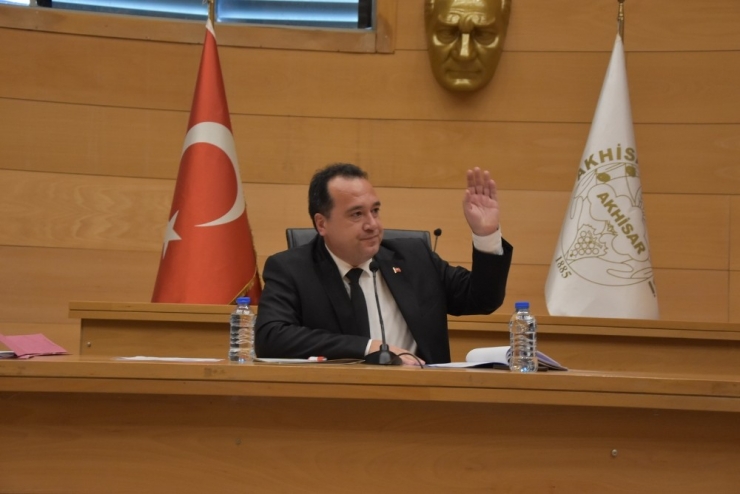 Akhisar’da Belediye İşçisinin Yüzü Gülecek