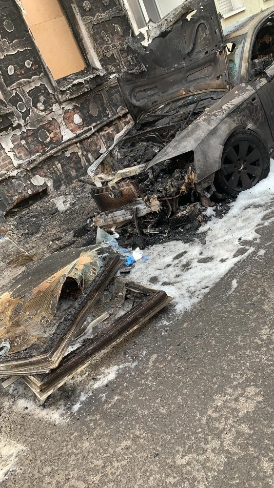 Almanya’da Türk Ailenin Yaşadığı Ev Kundaklandı