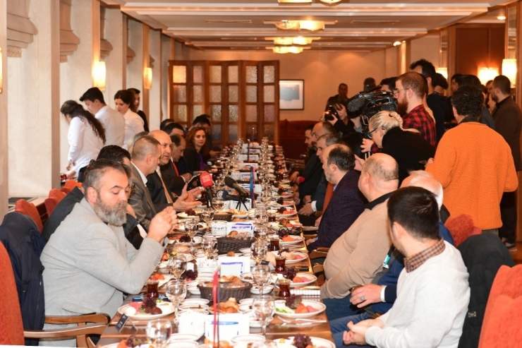 Anadolu Üniversitesi Basın Temsilcilerini Ağırladı