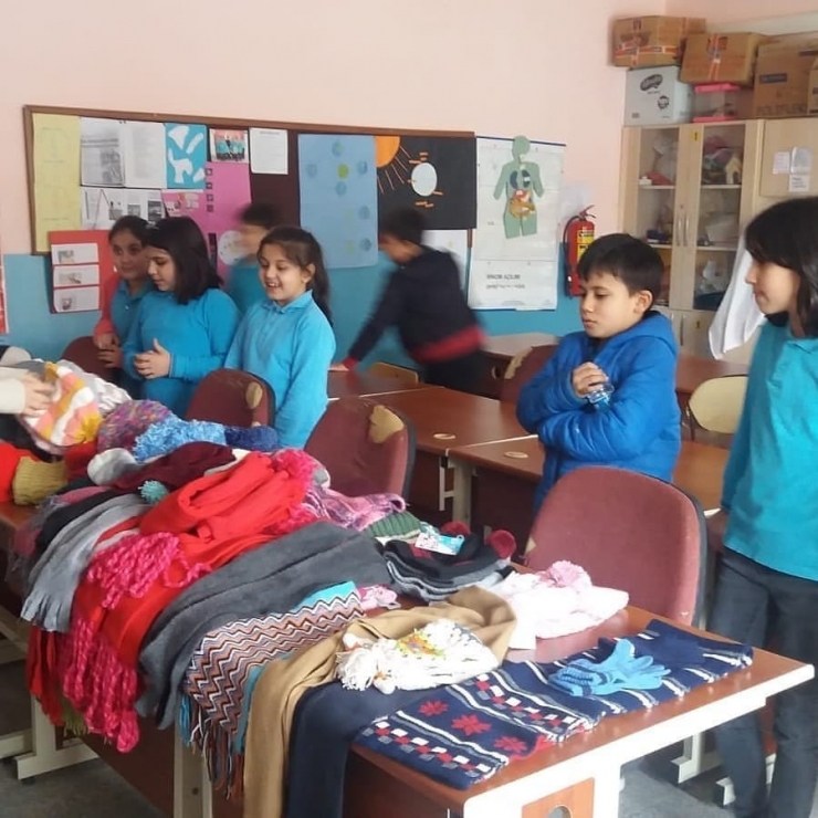 Burhaniyelilerin Yardımları Yerine Ulaştı