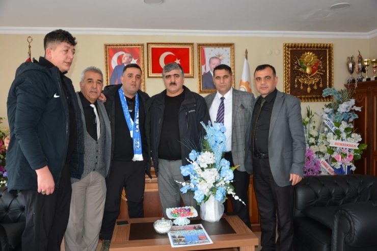 Erzurumspor Taraftarı Aşkale Belediyesi’ni Ziyaret Etti