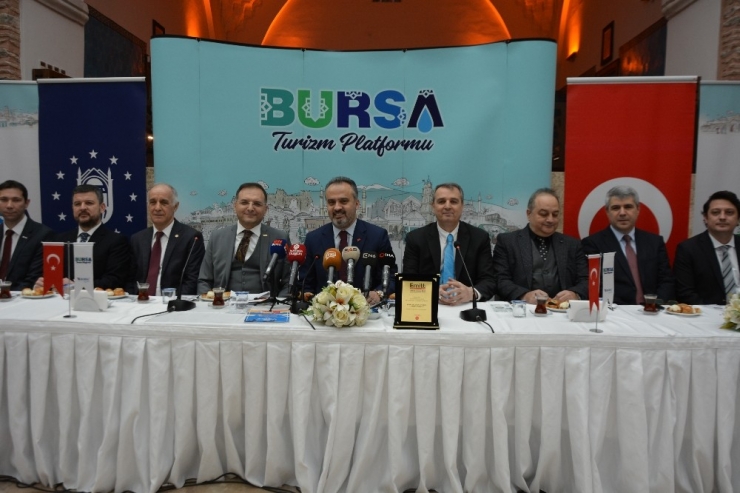 Aktaş: “Gözümüzü Budaktan Sakınmıyoruz”