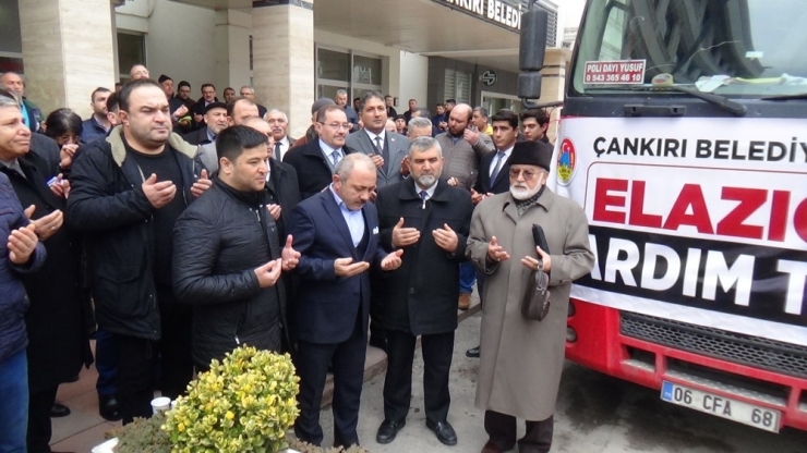Çankırı Belediyesi’nden Elazığ Ve Malatya’ya Destek