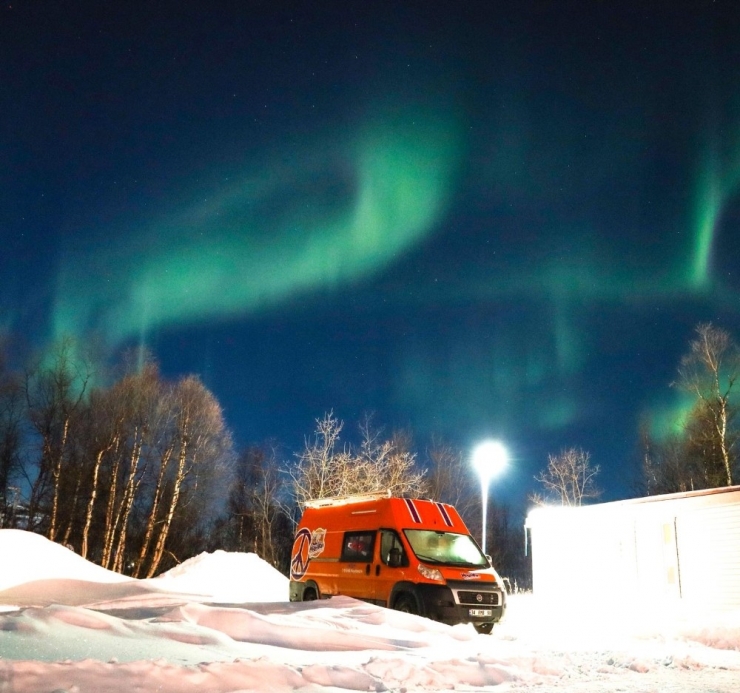 8 Yaşındaki Maya’nın Mayavan İle Dünya Turu