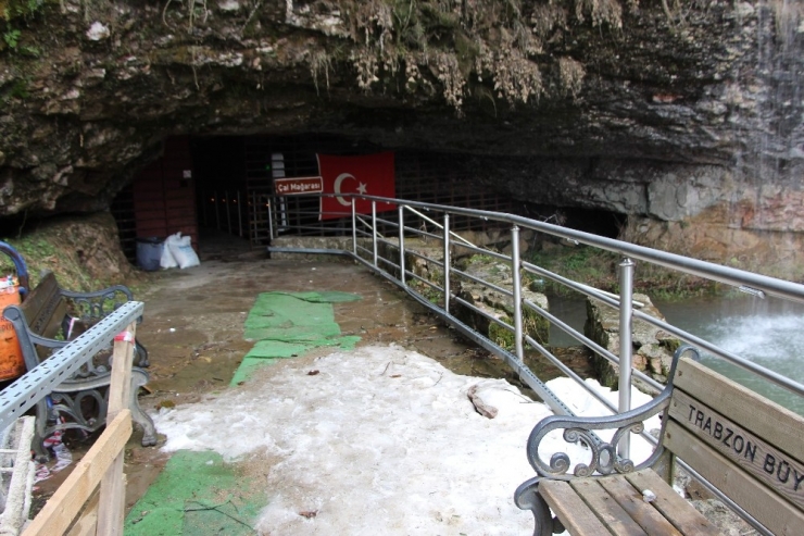 Kışın Bile Ziyaretçilerin İlgisini Çekiyor