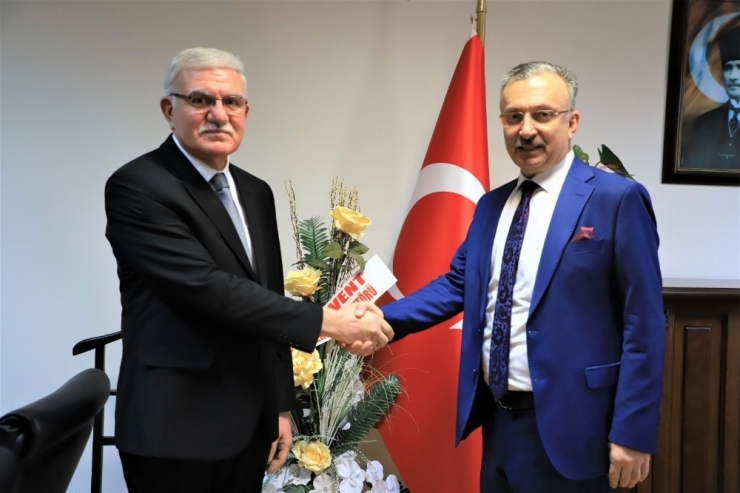 Prof. Dr. A. Ercan Ekinci, Rektör Yardımcılığı Görevine Atandı