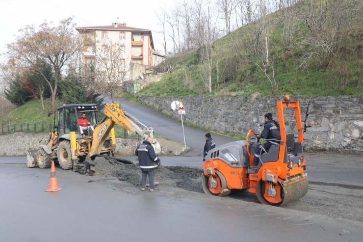 Eyüpsultan’da Asfalt Yapım Çalışmaları Devam Ediyor