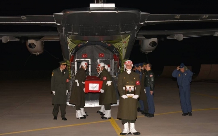 Afyon Şehidinin Naaşı Memleketine Getirildi