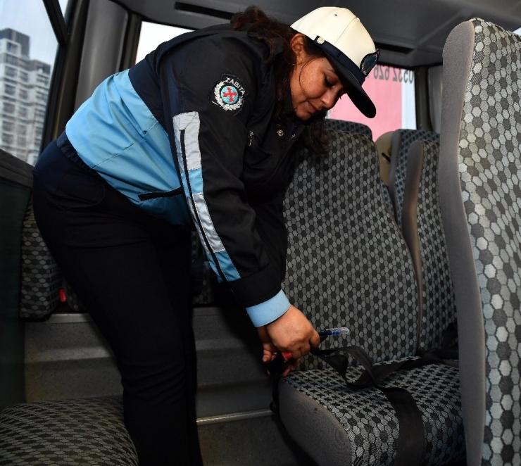 İzmir’de Öğrenci Servislerine Denetim