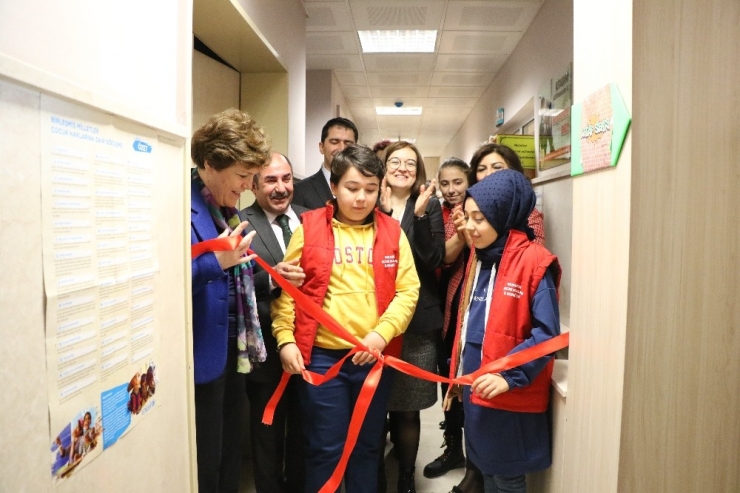 Çocuklar Haklarını Oynayarak Öğrenecek