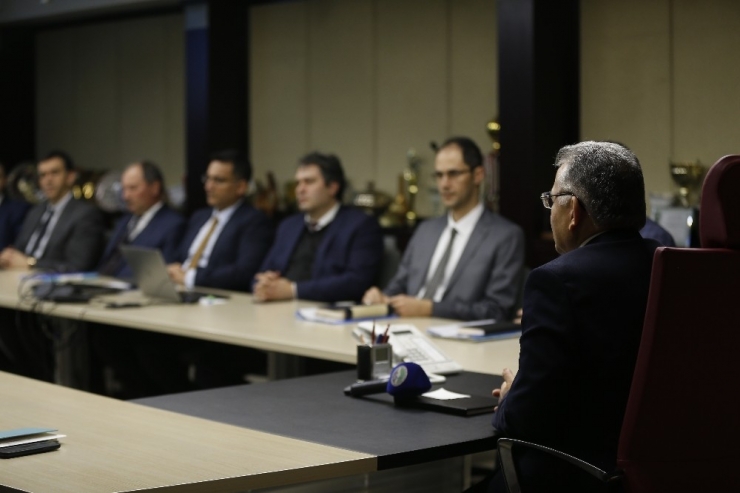 Büyükşehir’de 7,5 Saatlik Yatırım Toplantısı