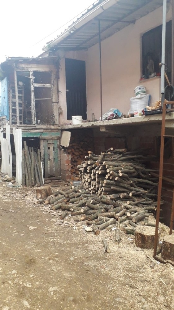 Balkondan Düşen 2 Yaşındaki Çocuk Yaralandı