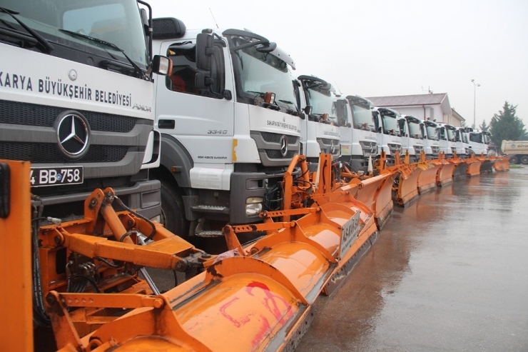 Büyükşehir Belediyesi Karla Mücadele Ekipleri Teyakkuzda