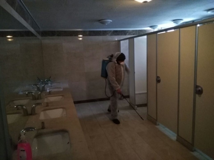 Maltepe’deki Okul Ve İbadethanelerde “Dezenfeksiyon” Seferberliği