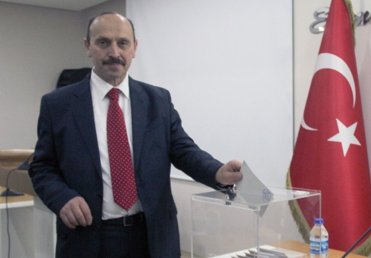 Doğankent’teki İki Okul Binası Can Ve Mal Güvenliği Açısından Tehlikeli Bulundu