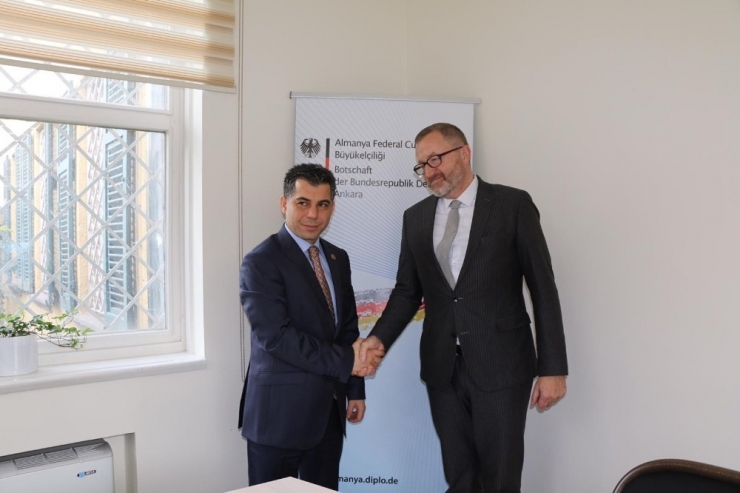 Başkan Cevahiroglu Almanya İle Türkiye Arasındaki Ticari İlişkiler Hakkında Bilgi Aldı