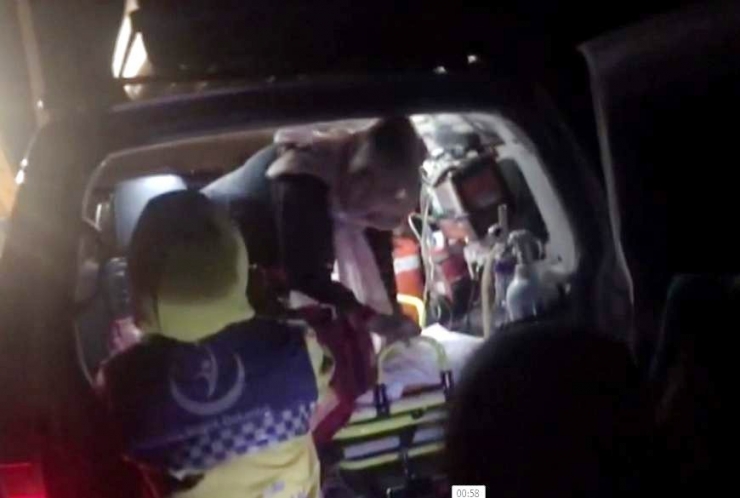 Hamile Kadının Yardımına İl Özel İdaresi Ekipleri Yetişti