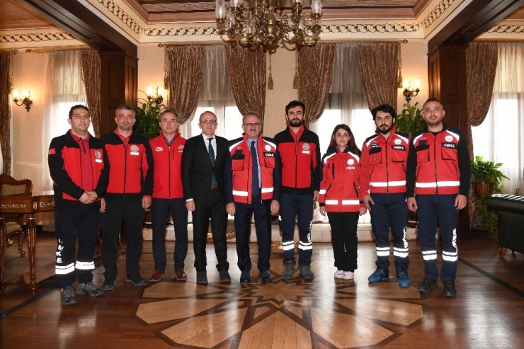 Vali Karaloğlu: "Umke Ekibi Türkiye’nin Yüz Akı”