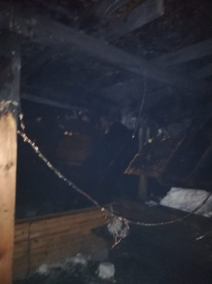 Restoran Alev Alev Yandı