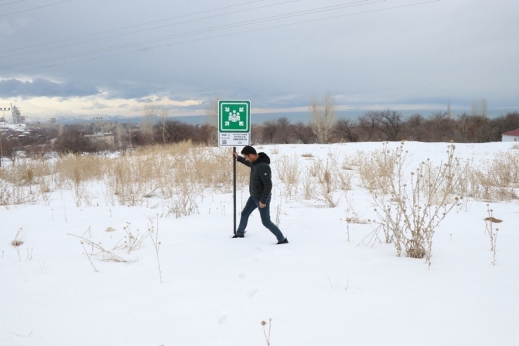 Edremit Belediyesi, Toplanma Ve Geçici Barınma Alanlarını Belirledi