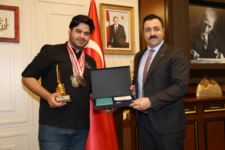 Alkü’lü Öğrenci 4 Yarışmadan 8 Madalya Ve Bir Kupayla Döndü