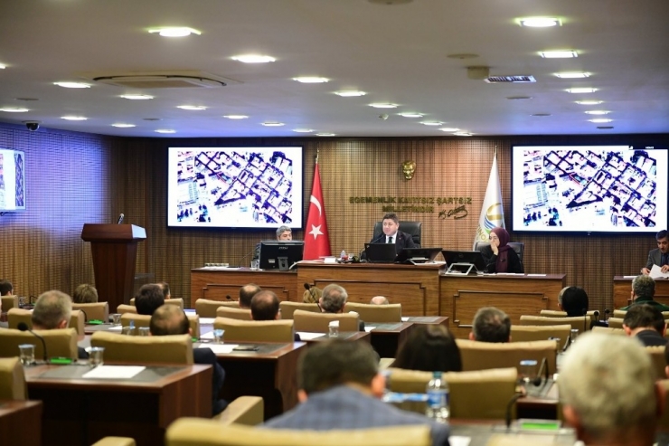 Aşkın Tören: “Şehir Ruhuna Uygun Altınordu İnşa Edeceğiz”