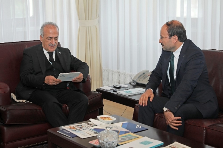 Atatürk Üniversitesi İle Erzurum Teknik Üniversitesi Arasında İş Birliği Protokolü İmzalandı